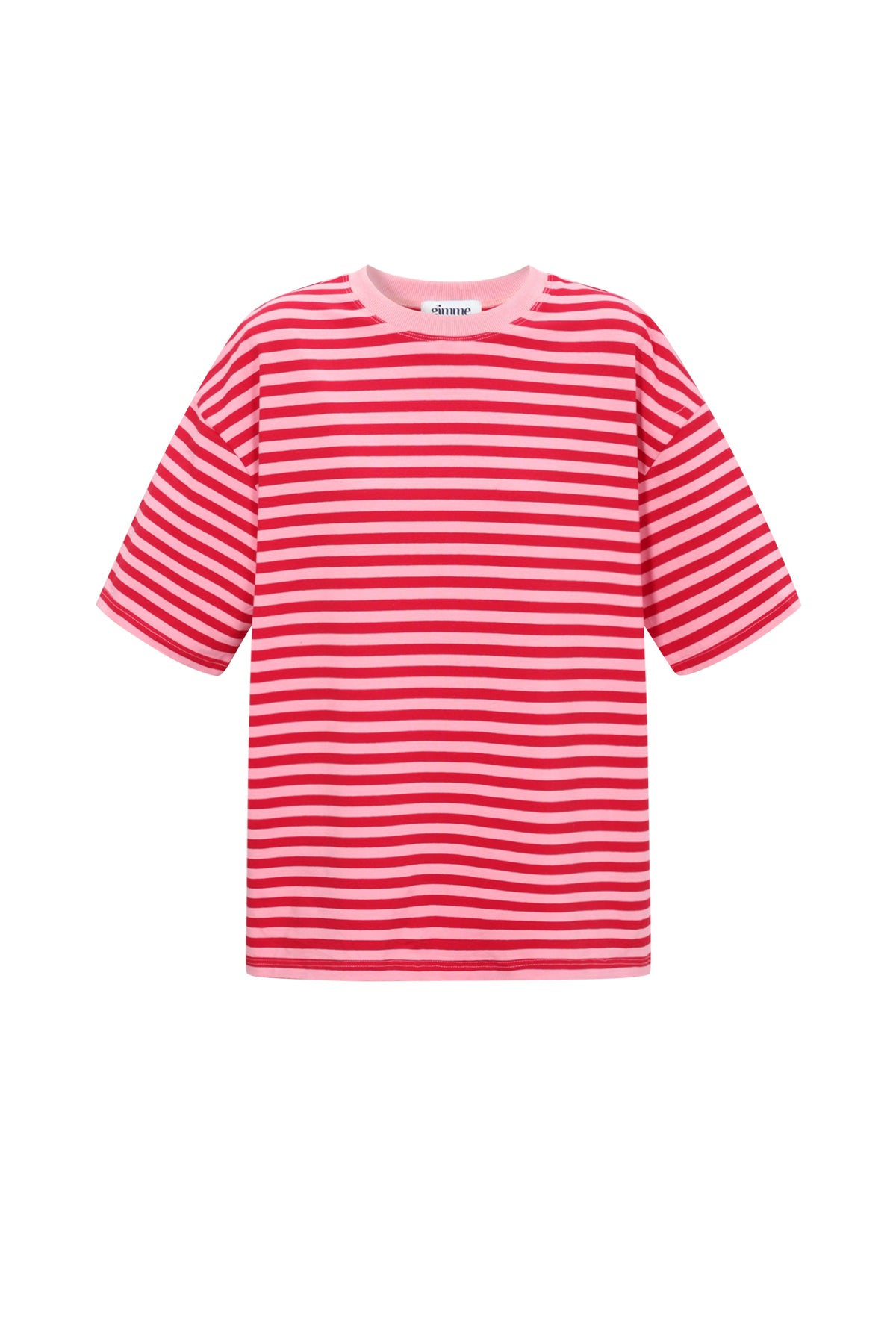 La camiseta de rayas coloridas