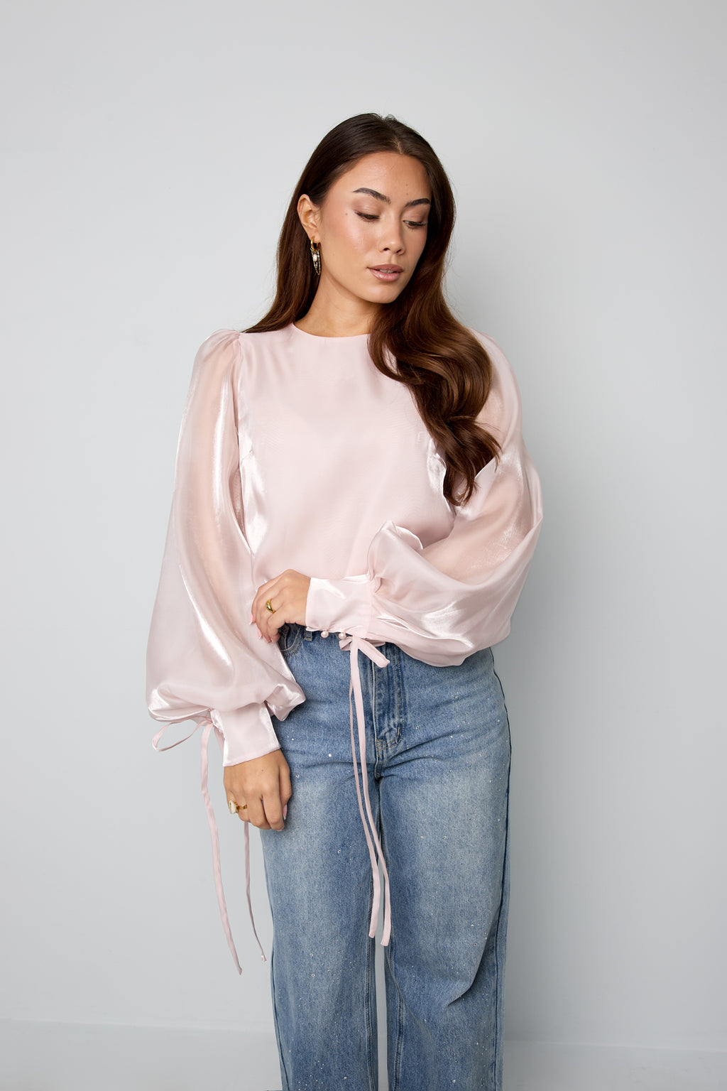 Blusa con perlas brillantes