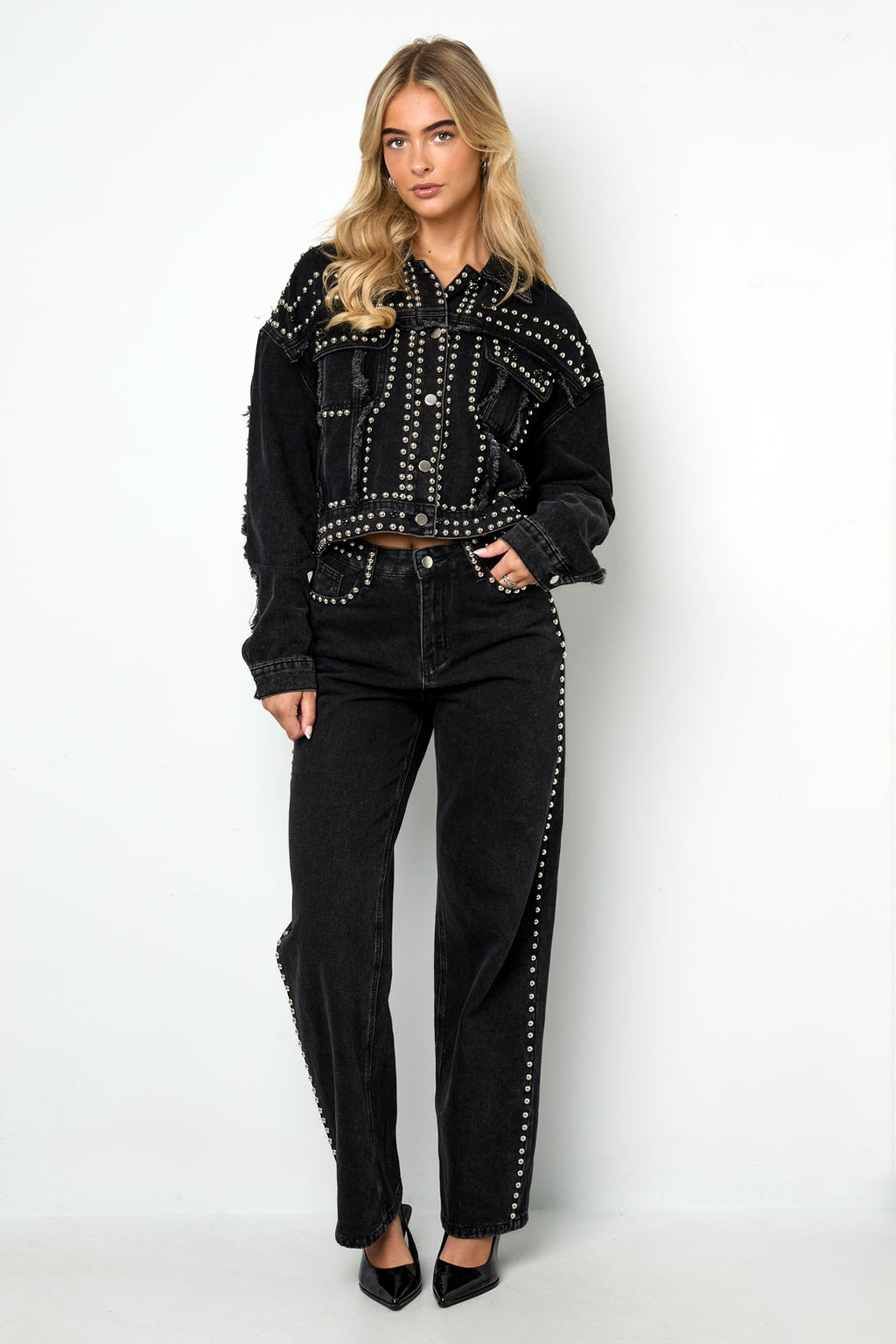 Pantalones Rectos Mujer con Remaches — Algodón Tejido, Estilo Urbano