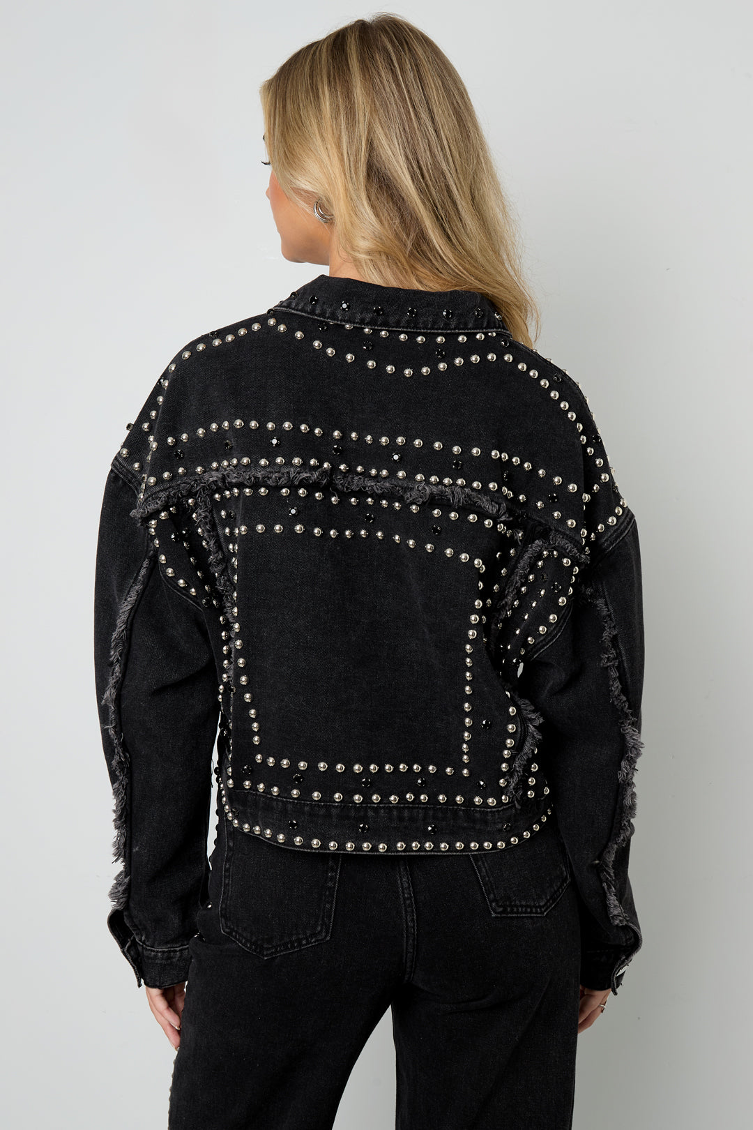Chaqueta Vaquera Mujer con Tachuelas — Algodón Tejido, Estilo Urbano